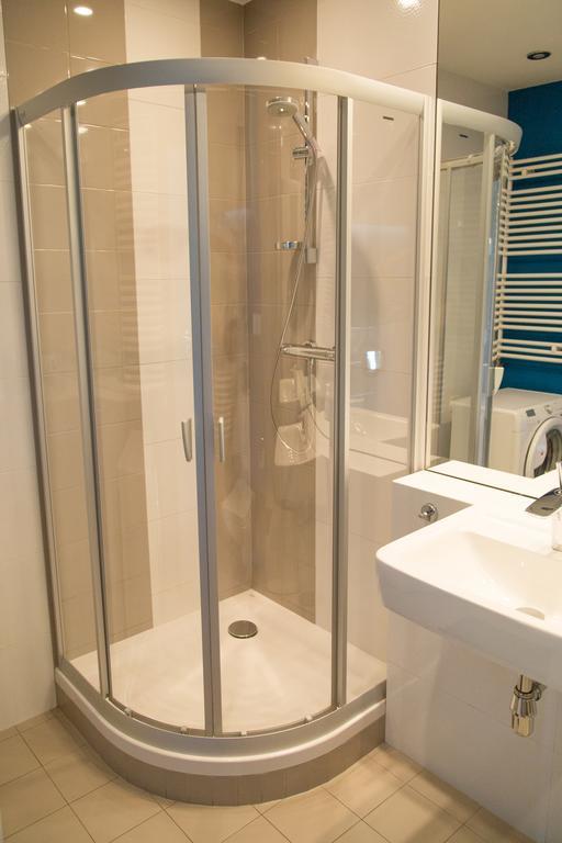 Modern Apartment In City Center Cracovia Exterior foto