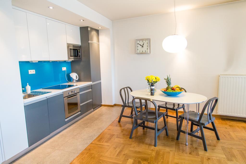 Modern Apartment In City Center Cracovia Exterior foto