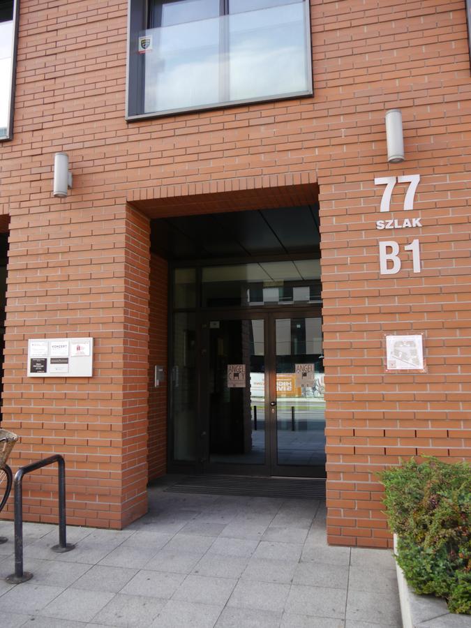 Modern Apartment In City Center Cracovia Exterior foto